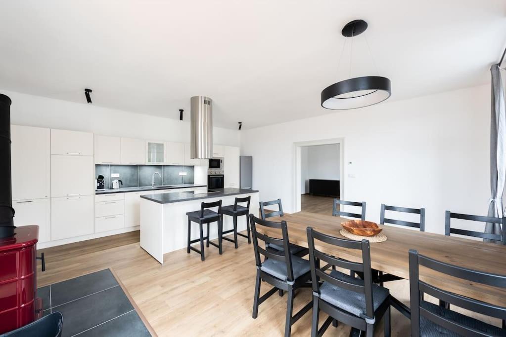 Vacov Apartment Екстер'єр фото